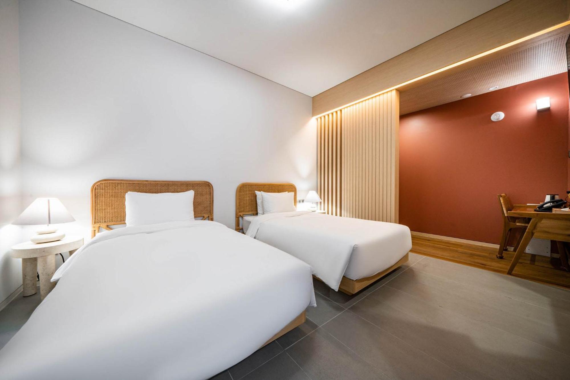 Hound Hotel Haeundae Signature ปูซาน ภายนอก รูปภาพ